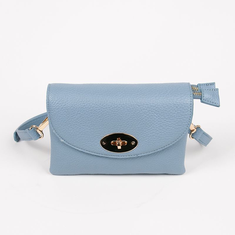 DANIELLE clutch lys blå i imitert skinn