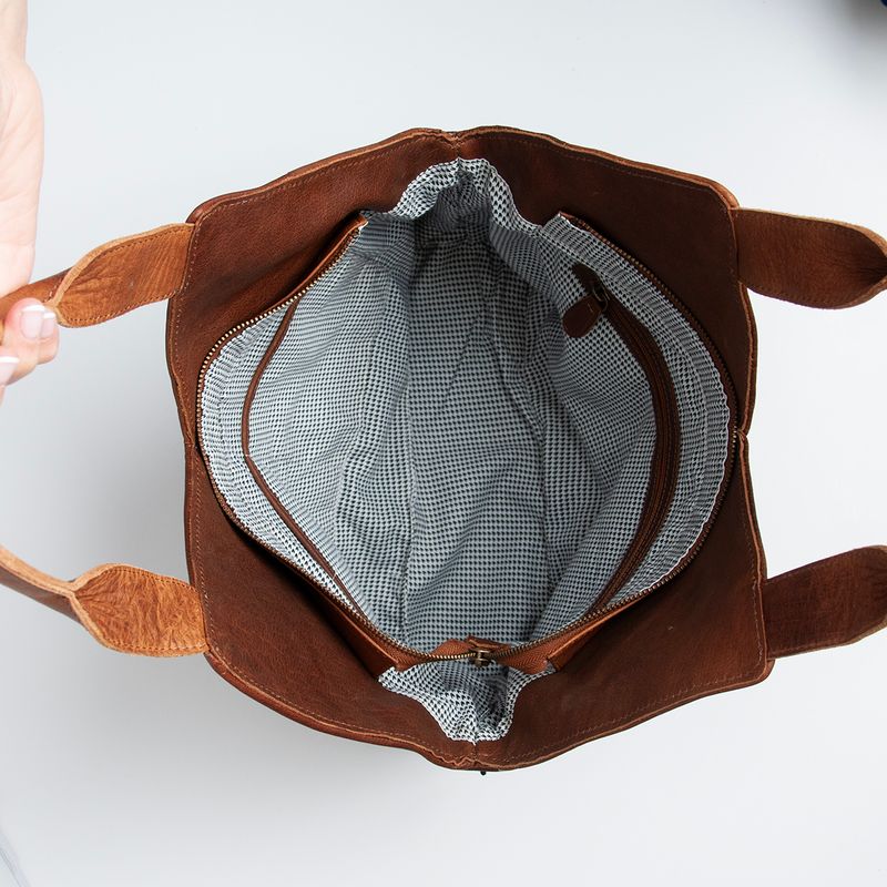 LOUIS stor flettet shopper i skinn - brun